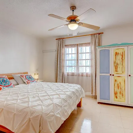 Port Royal Ocean View In Cristianos *